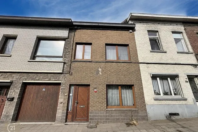 Maison à vendre à Courcelles – 1/10