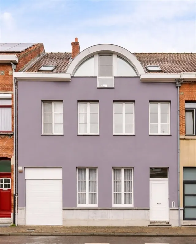 Huis te koop in Wijnegem – 1/10