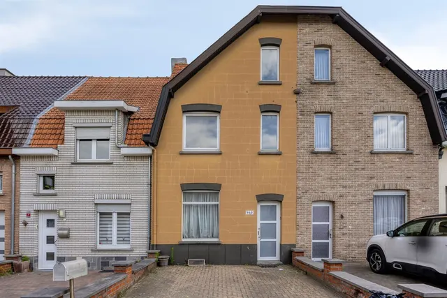 Huis te koop in Huizingen – 1/10