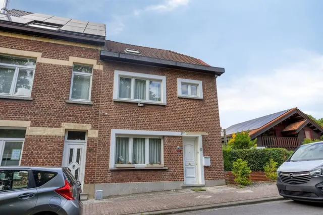 Huis te koop in Huizingen – 1/10
