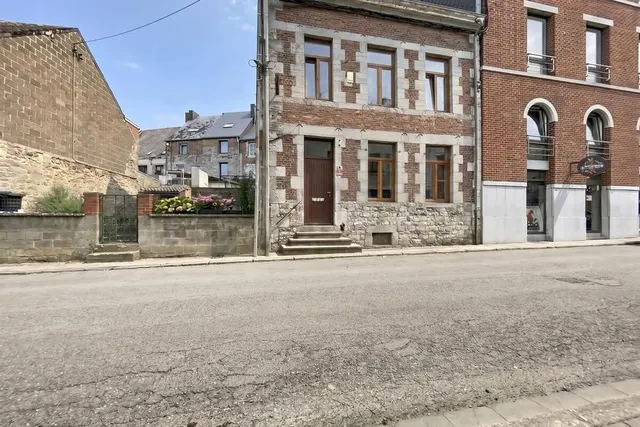 Huis te koop in Philippeville – 1/4