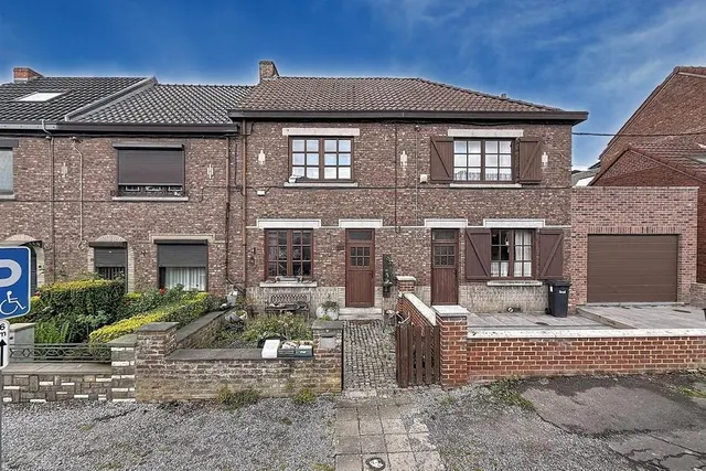 Maison à vendre à Courcelles – 1/4