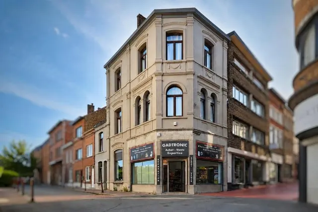 House for sale in Châtelet – 1/4