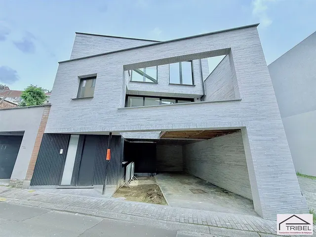 House for sale in Uccle – 1/9
