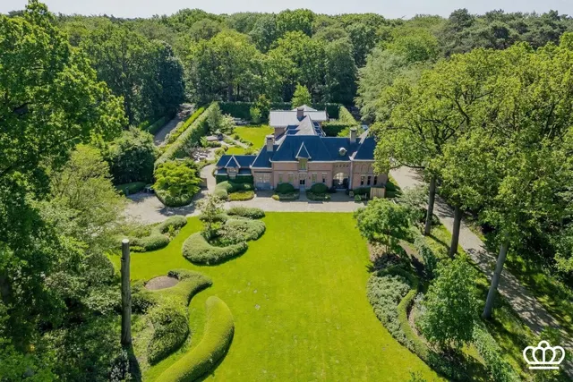 Villa for sale in Kapellen – 1/10
