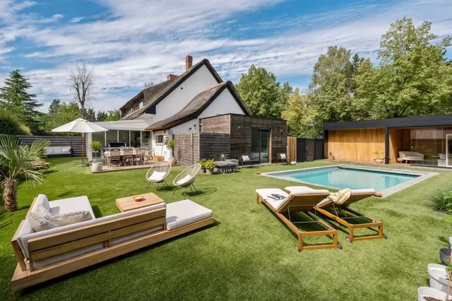 Huis à vendre à Brasschaat – 1/10