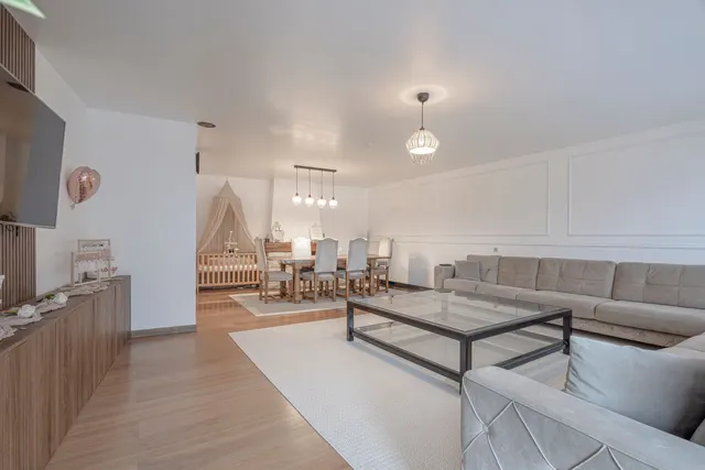 Appartement te koop in Sint Jans Molenbeek – 1/10