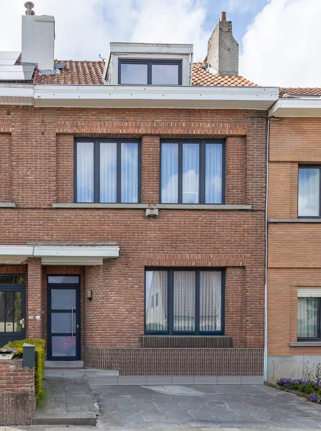 Huis te koop in Dilbeek – 1/10