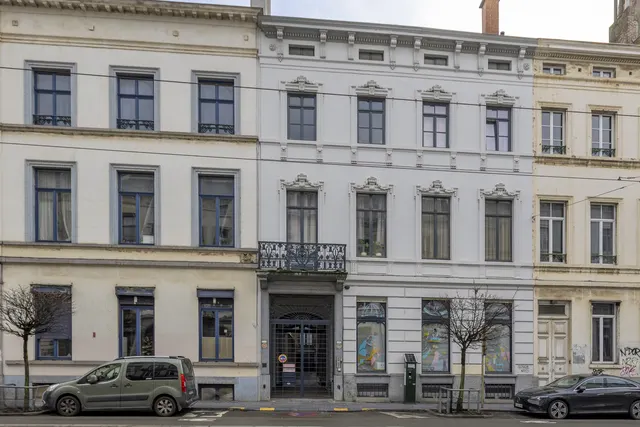 Appartement te koop in Brussel – 1/10