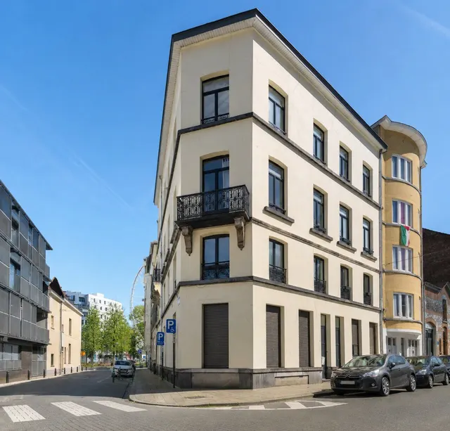 Appartement te koop in Brussel – 1/10