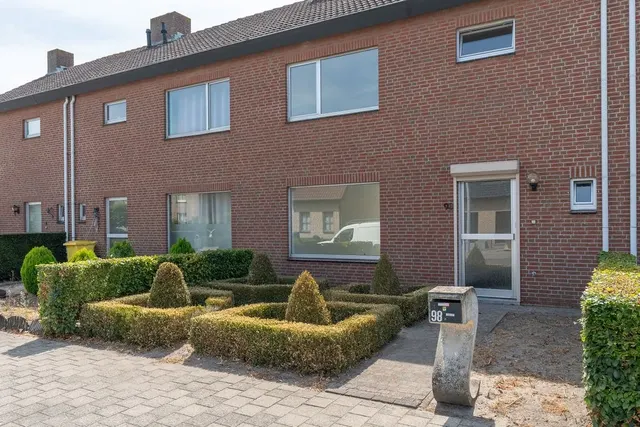 Huis te koop in Weelde – 1/10