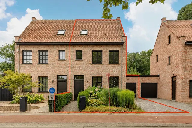 Maison à vendre à Zoersel – 1/3
