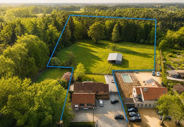 Huis te koop in Zoersel Halle – 1/4