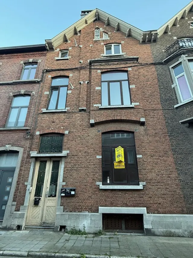 Huis te koop in Charleroi Marcinelle – 1/10
