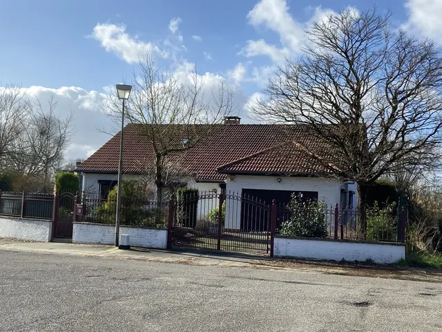 Huis te koop in Charleroi Gosselies – 1/10
