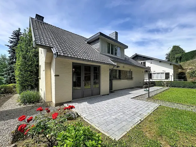 Maison à vendre à Ciney – 1/10