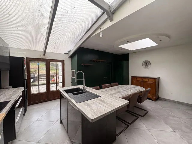Huis te koop in Pont-à-Celles – 1/10