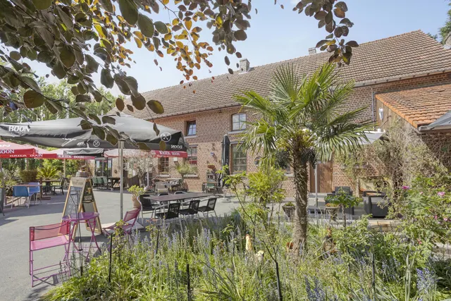 Huis à vendre à Sint-Pieters-Leeuw – 1/10