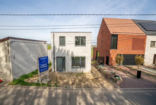 Huis te koop in Pepingen – 1/10
