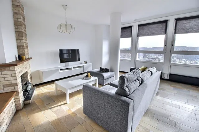 Appartement te koop in Charleroi – 1/10