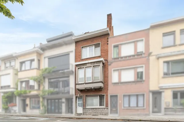 Appartementsgebouw te koop in Kortrijk