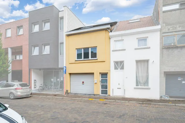 Huis te koop in Sint-Niklaas – 1/10
