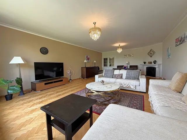 Appartement te huur in Bruxelles – 1/10
