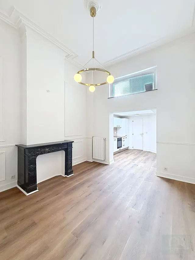 Appartement à louer à Ixelles – 1/10