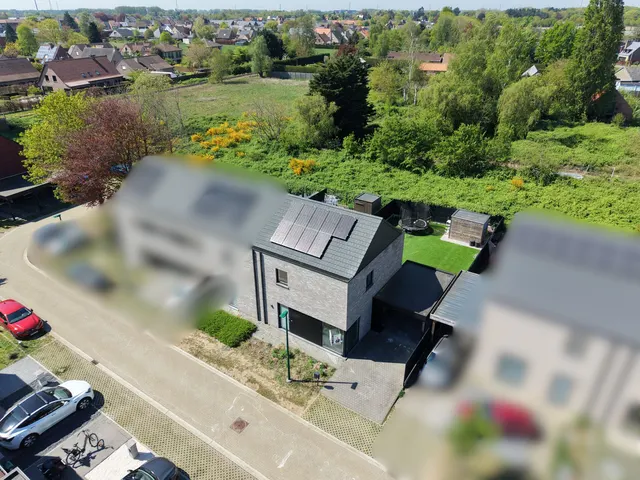 House for sale in Eeklo – 1/10