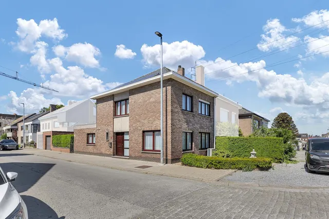 Huis te koop in Erembodegem – 1/10