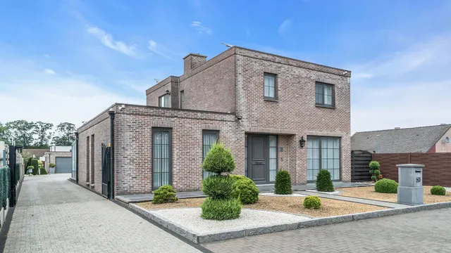 Huis te koop in Dilsen-Stokkem – 1/10