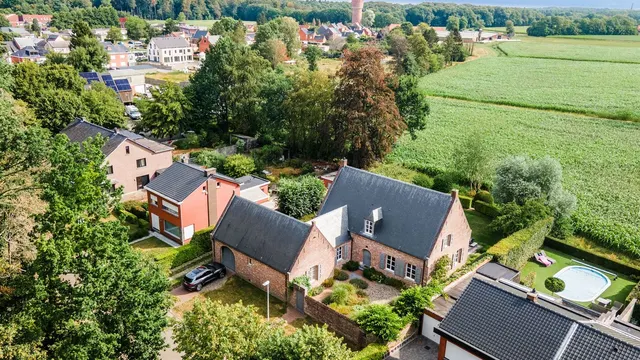 Huis te koop in Grobbendonk – 1/10