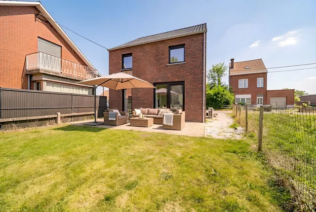 Huis te koop in Péruwelz – 1/10