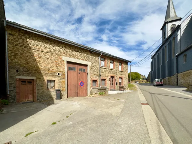 Maison à vendre à Bièvre – 1/10