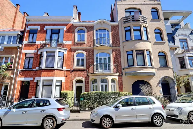 Maison à vendre à Schaerbeek – 1/10