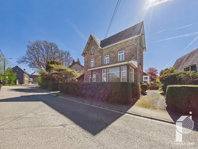 Huis te koop in Vielsalm – 1/10