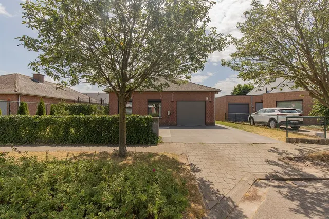 House for sale in Willebroek – 1/10