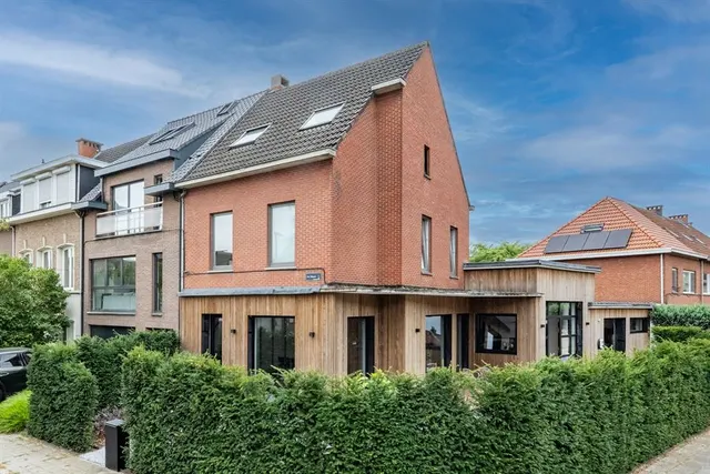 Huis te huur in Mortsel – 1/10