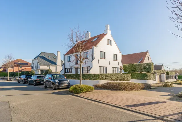 Villa à vendre à Duinbergen – 1/10
