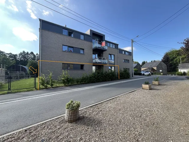 Appartement à louer à Sibret – 1/5