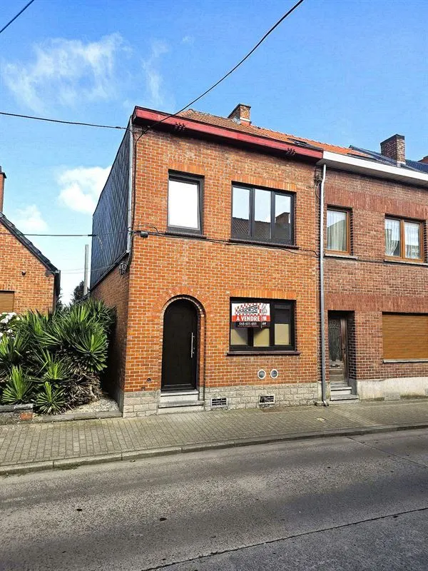Maison à vendre à Frameries – 1/10