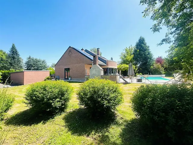 Maison à vendre à Sars-La-Bruyère – 1/10