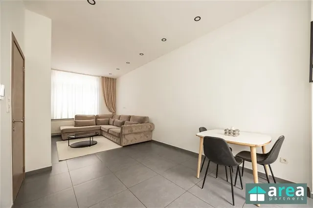 Huis te koop in Borgerhout – 1/10