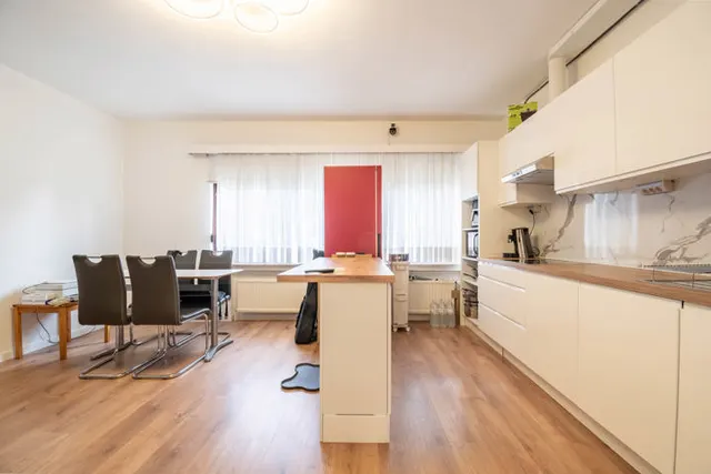 Appartement te koop in Jette – 1/10