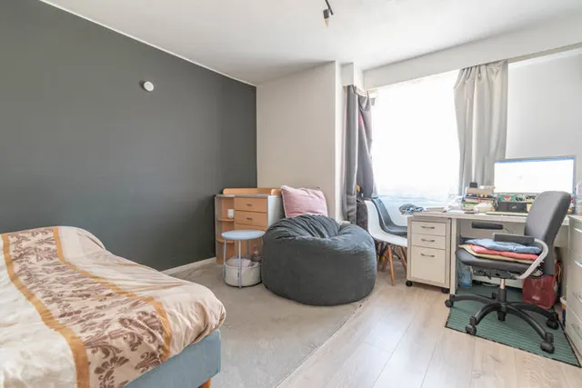 Appartement te koop in Jette – 1/4