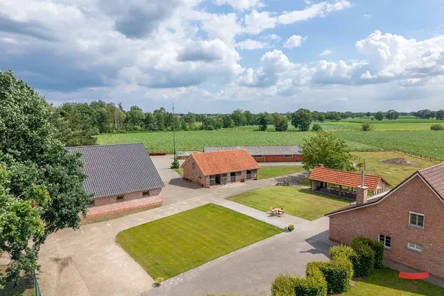 Huis te koop in Weelde – 1/10
