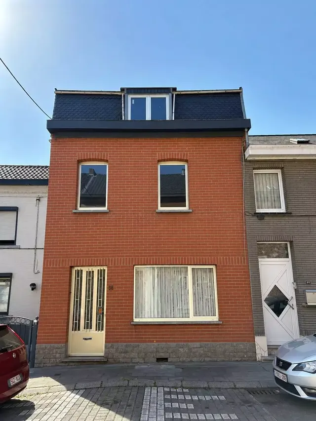 Maison à vendre à La Louvière – 1/10