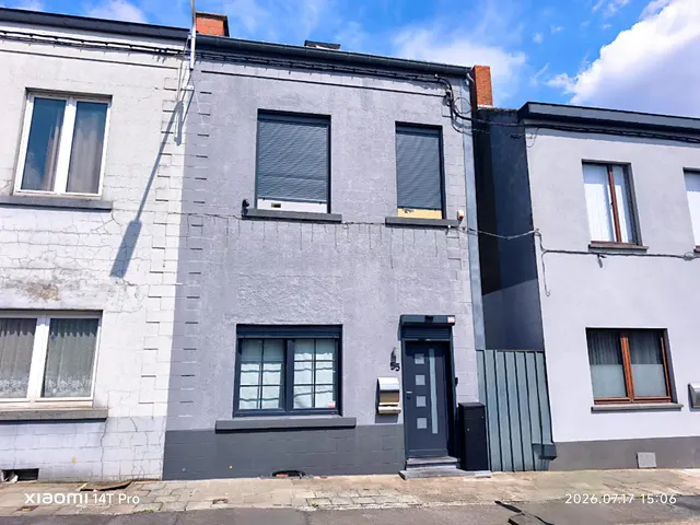Huis te koop in Monceau-Sur-Sambre – 1/10