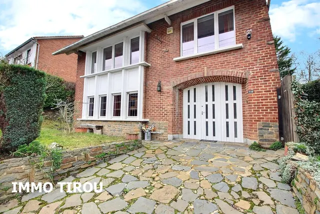 Huis te koop in Marcinelle – 1/10