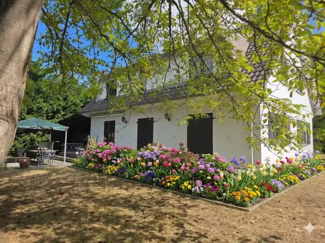 Huis te koop in Rhode-Saint-Genese – 1/10